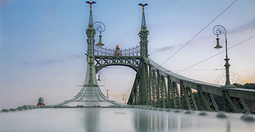 guía de budapest - puente de la libertad