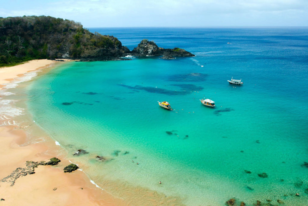 Baia do Sancho, para muchos, la mejor playa del mundo (descubrabrasil.cl)