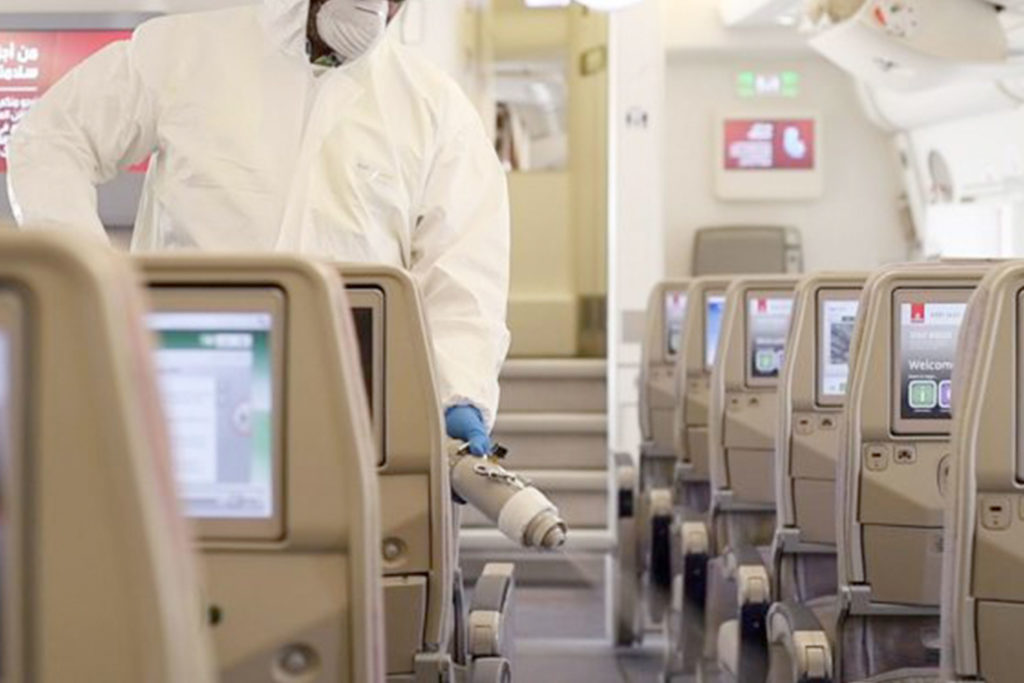 Las labores de limpieza y desinfección han de extremarse entre vuelos (Asociación del Personal Técnico Aeronáutico de la República de Argentina)